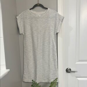 Lou and Grey Knit Dress

💋Final price💋